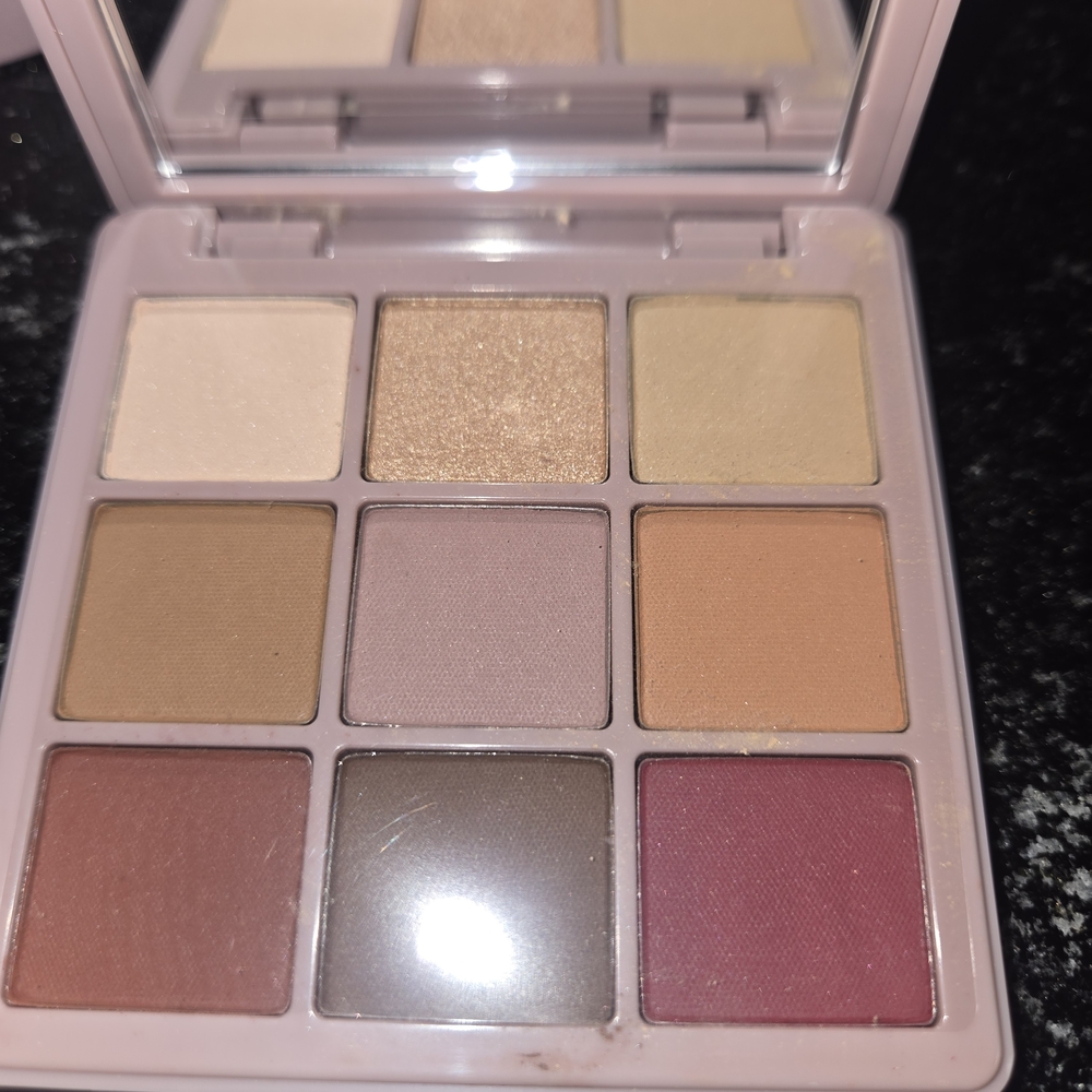 Anastasia Beverly Hills Modern Renaissance Eyeshadow Palette - - Picture 3 of 4